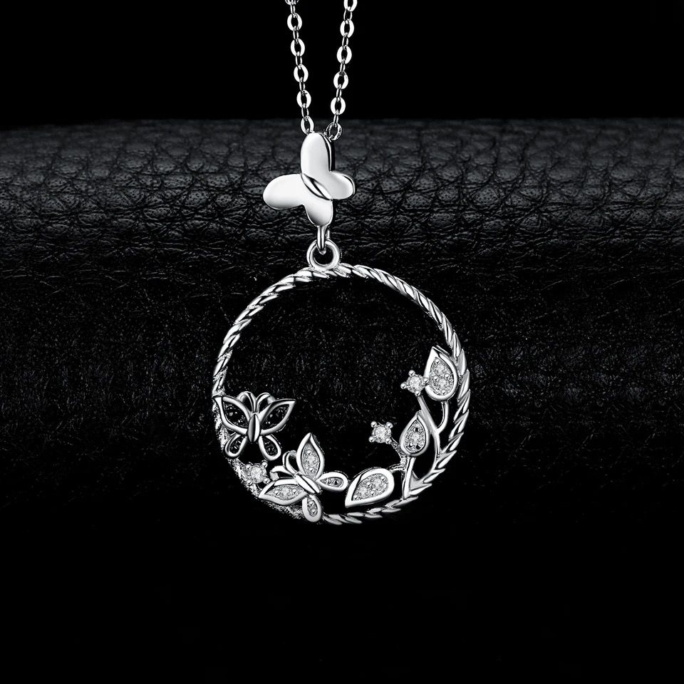 Colier argint Natural Black Spinel Butterfly