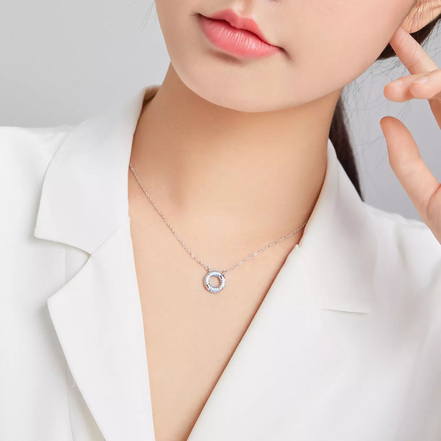 Colier argint Blue Crystal Circle